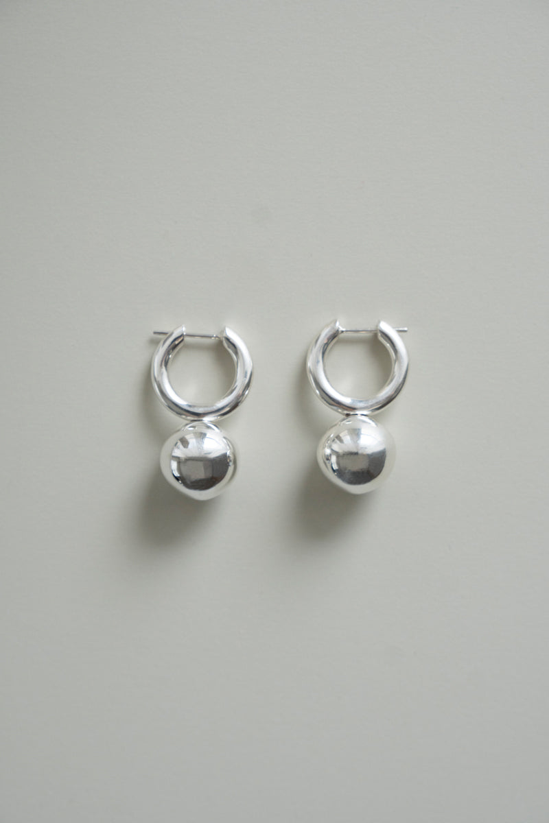 ANNIKAINEZ Pivot Sphere Hoop Pierced Earrings Lrg /SV