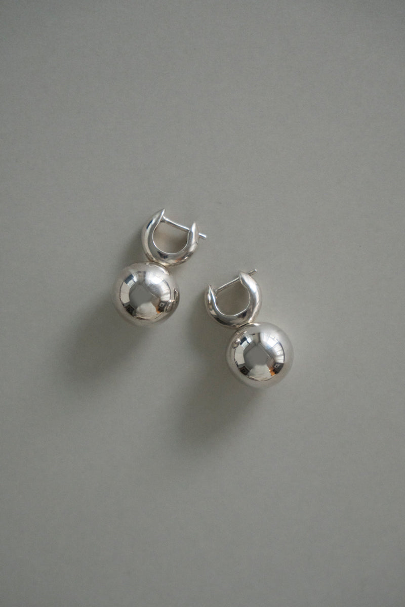 ANNIKAINEZ Pivot Sphere Hoop Pierced Earrings SML/SV