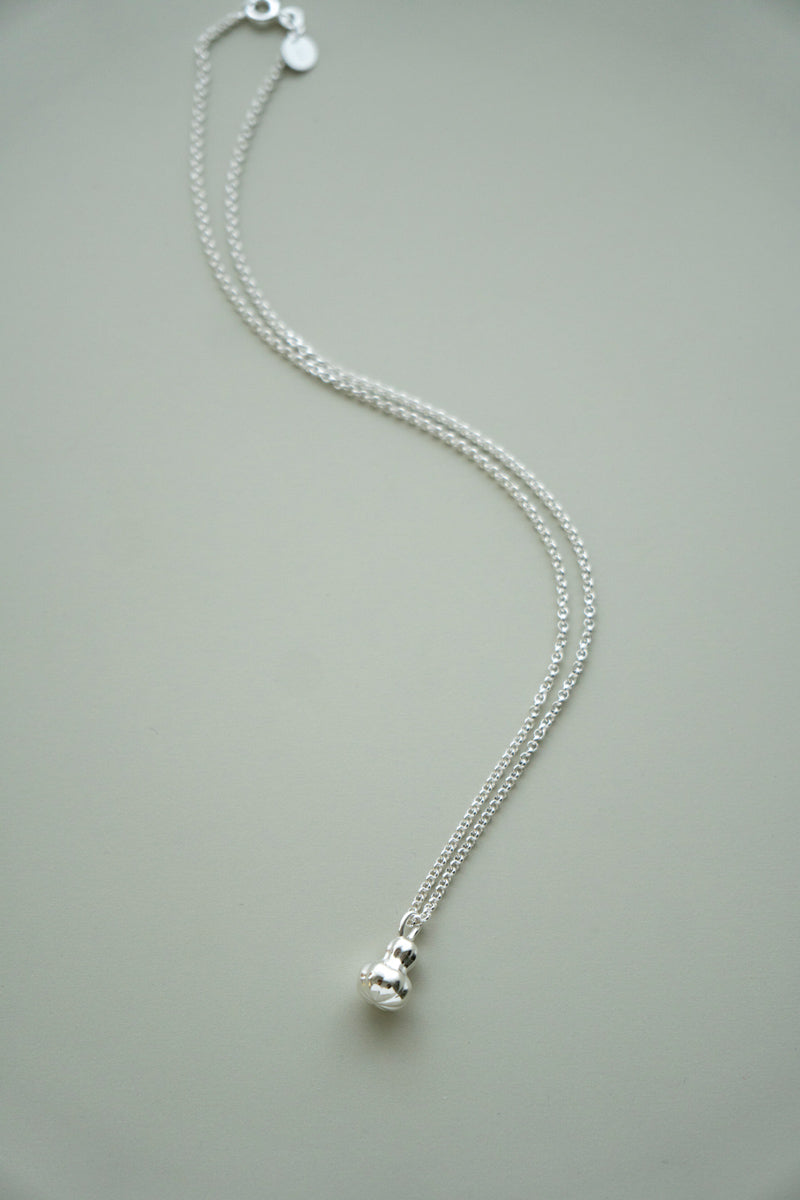 IDAMARI Butternuts Necklace /Silver