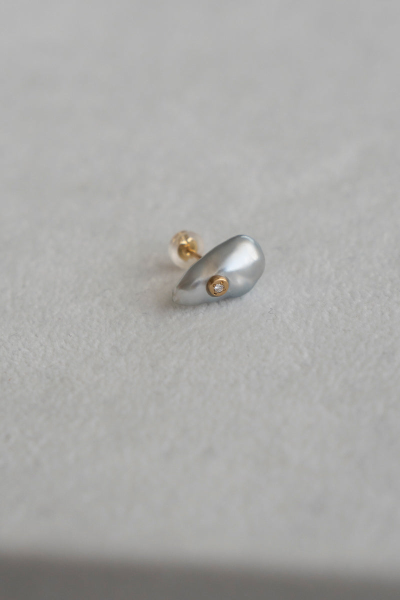 MINIMUMNUTS Keshi Pearl in Diamond Pierce 南洋ケシパールダイヤモンドピアス/K18