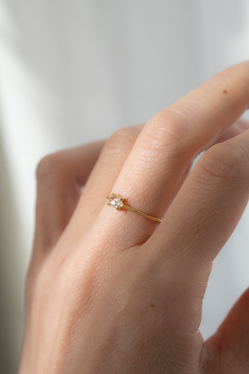 MONAKA jewellery Prong diamond ring /K18