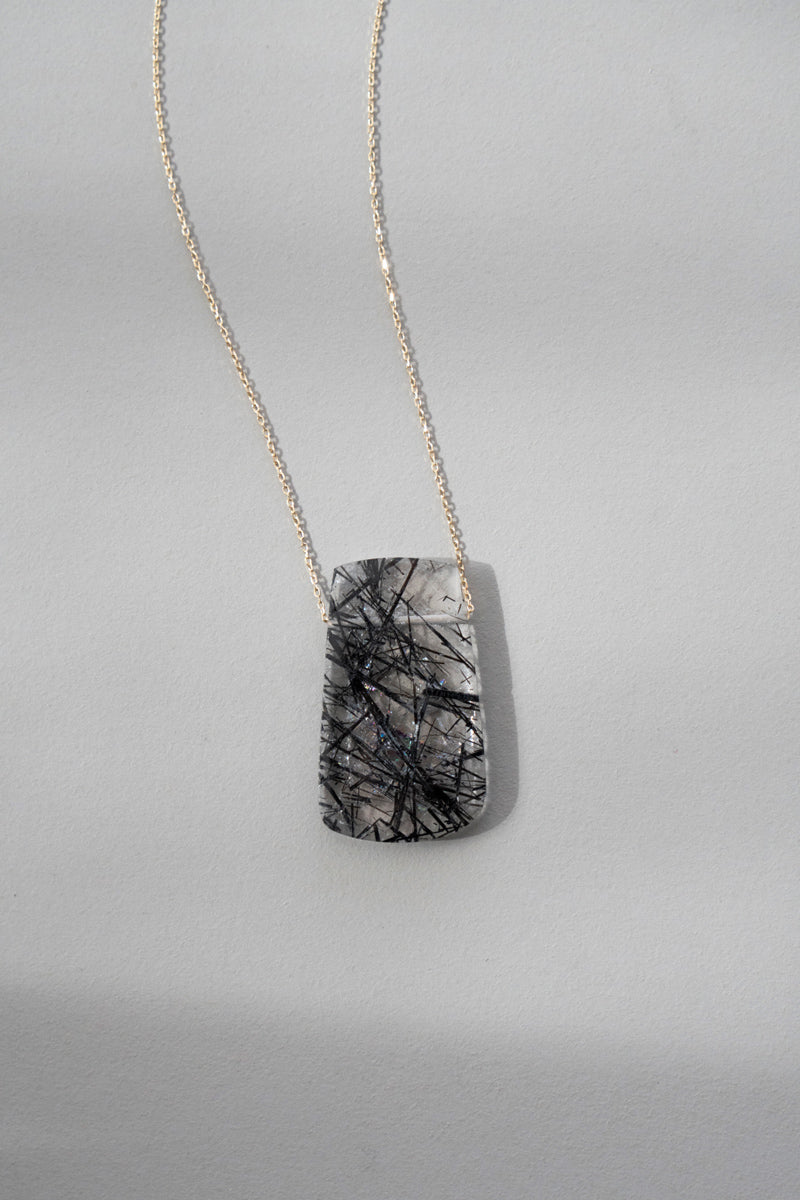 MONAKA jewellery Tourmalinated quartz rock necklace /K10