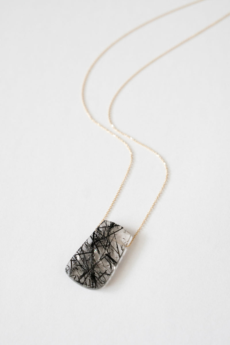 MONAKA jewellery Tourmalinated quartz rock necklace /K10