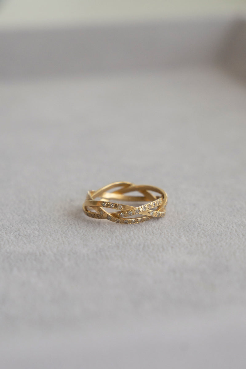 MONAKA jewellery Half diamond string ring /K18