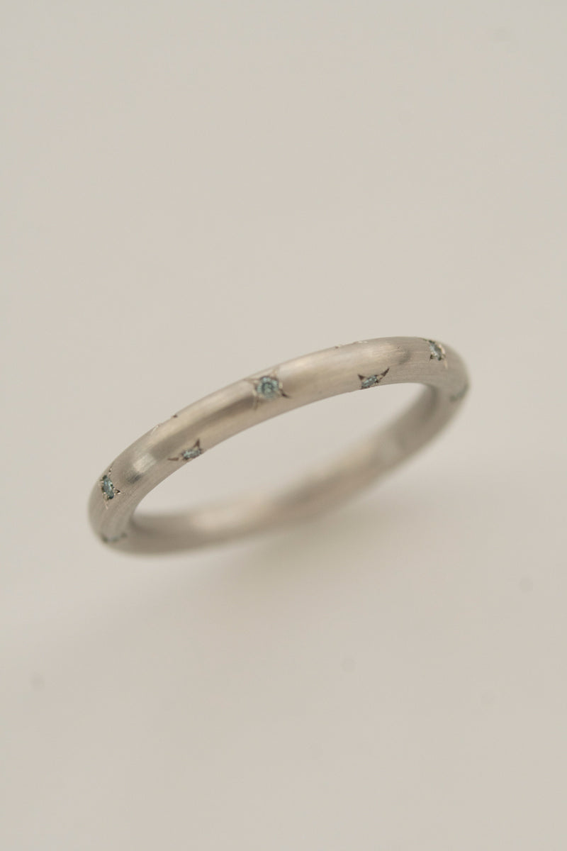 MONAKA jewellery en-LD Blue Diamond Eternity Ring /PT900