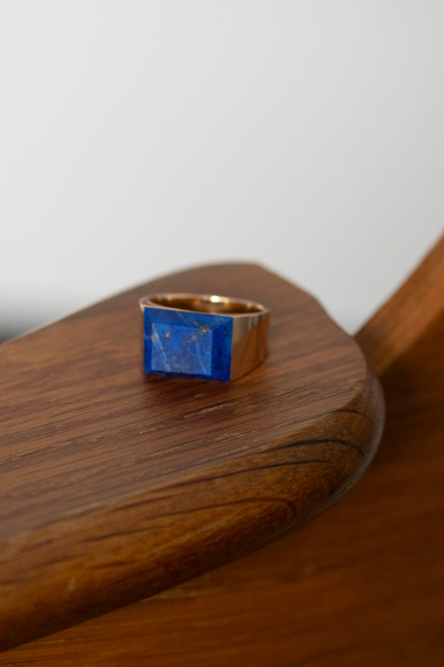 simmon Gem Signet Ring Lapis Lazuli Wide /K10