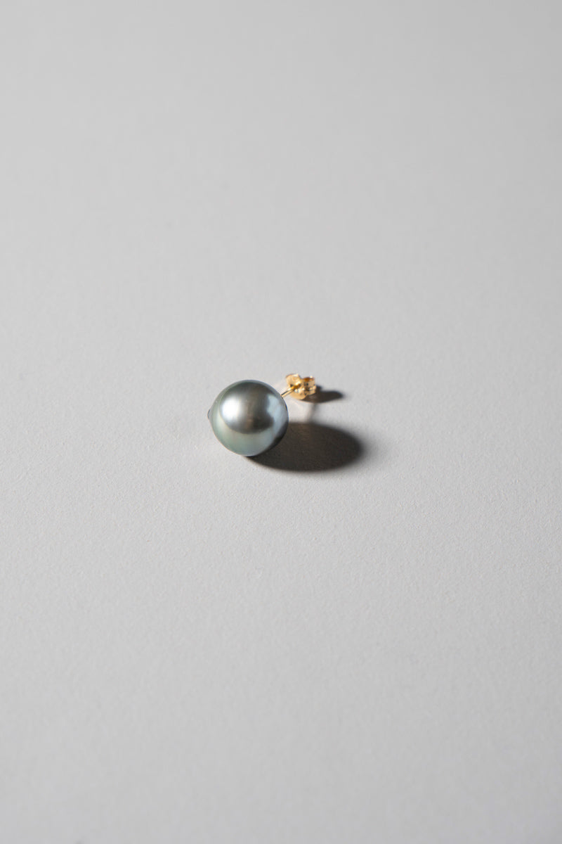 simmon Seta Black south sea pearl pierced earring /K18