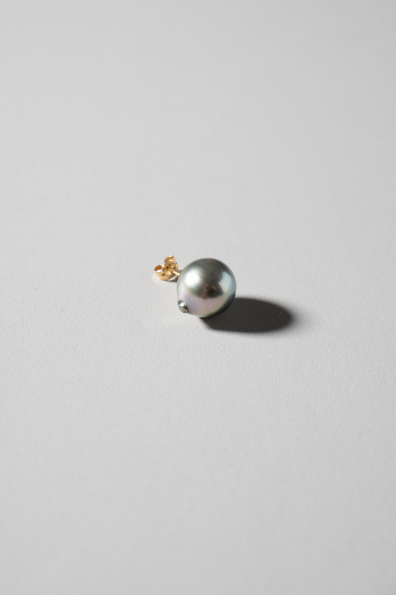 simmon Seta Black south sea pearl pierced earring /K18