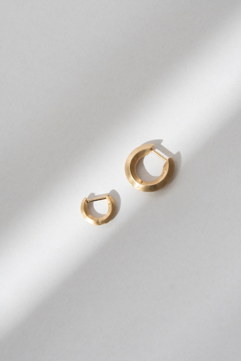 simmon Seta Half Round Pierced earring /K18