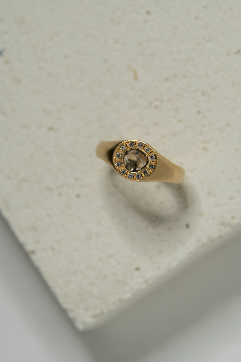 simmon Seta Salt & Pepper Slice Diamond Signet Ring  /K18