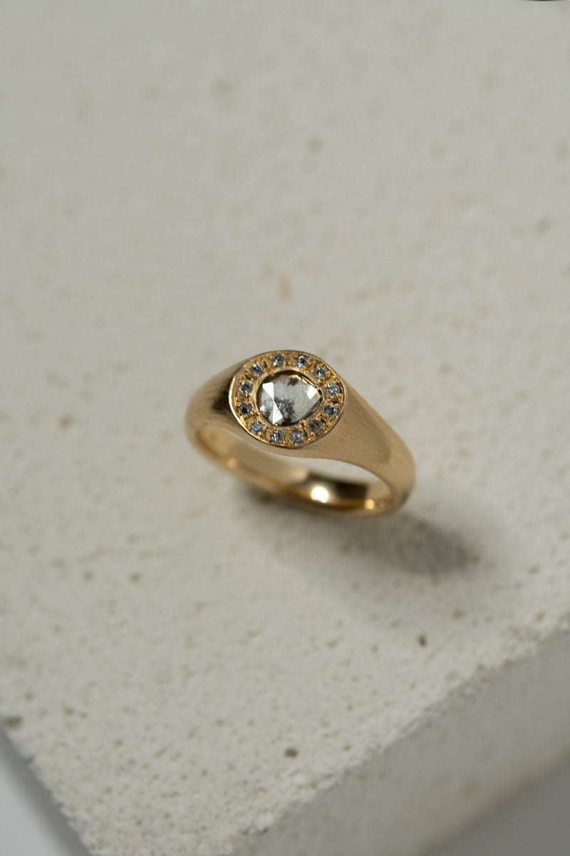 simmon Seta Salt & Pepper Slice Diamond Signet Ring  /K18