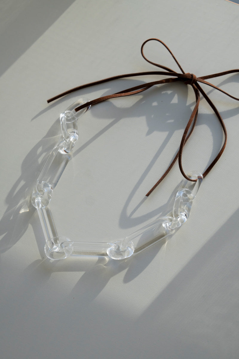 YAGA Glass chain ribbon necklace Clear