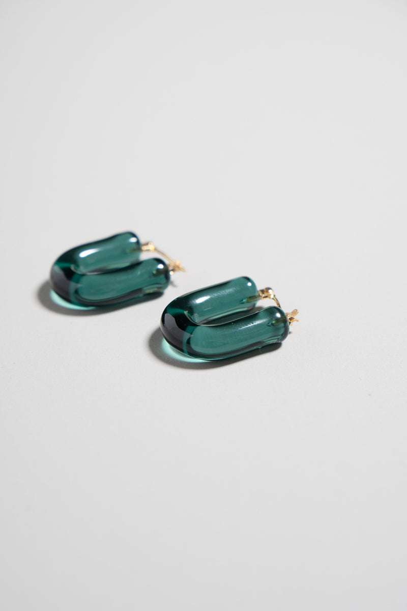 YAGA U glass hoop pierce ガラスUピアス /green