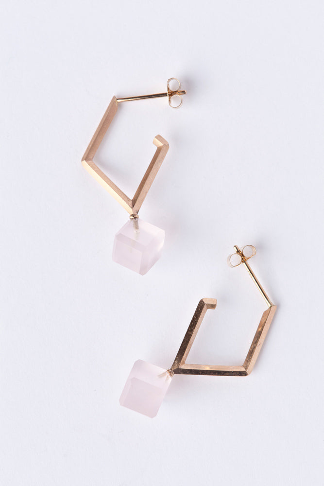 jaren Dia shaped earrings rose quartz /K10