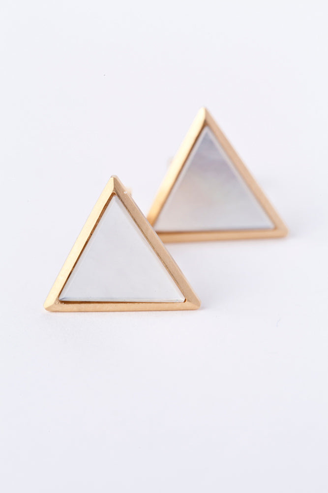 jaren Triangle shell earring