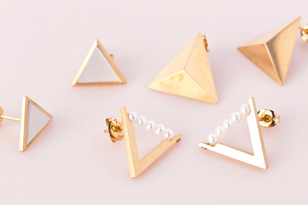 jaren Triangle shell earrings