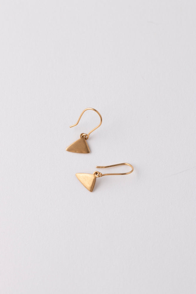 LANA ia lani FLAKES pierce Triangle earrings/K18