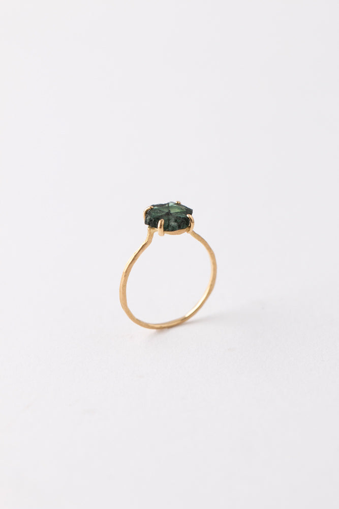 MONAKA jewelery Trapitche Emerald Prong Ring Trapitche Emerald Ring/K18