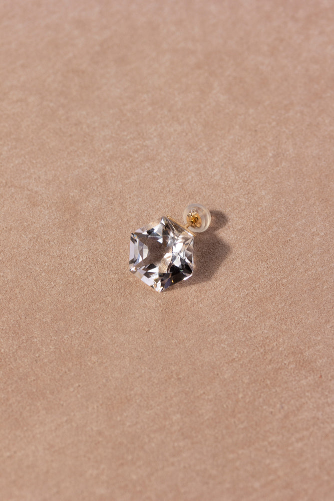 simmon Seta Hexagon quartz pierced earrings /K18